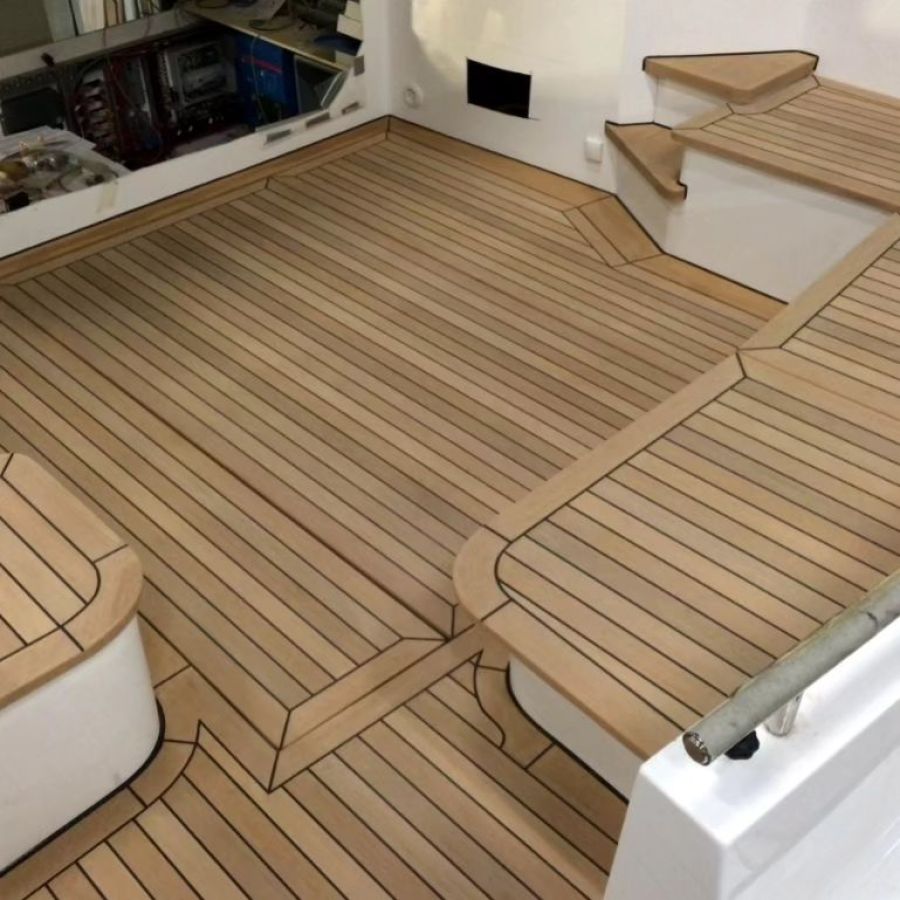 Ibiza Marine Decking: Calidad Garantizada con los Mejores Fabricantes de Cubiertas Náuticas